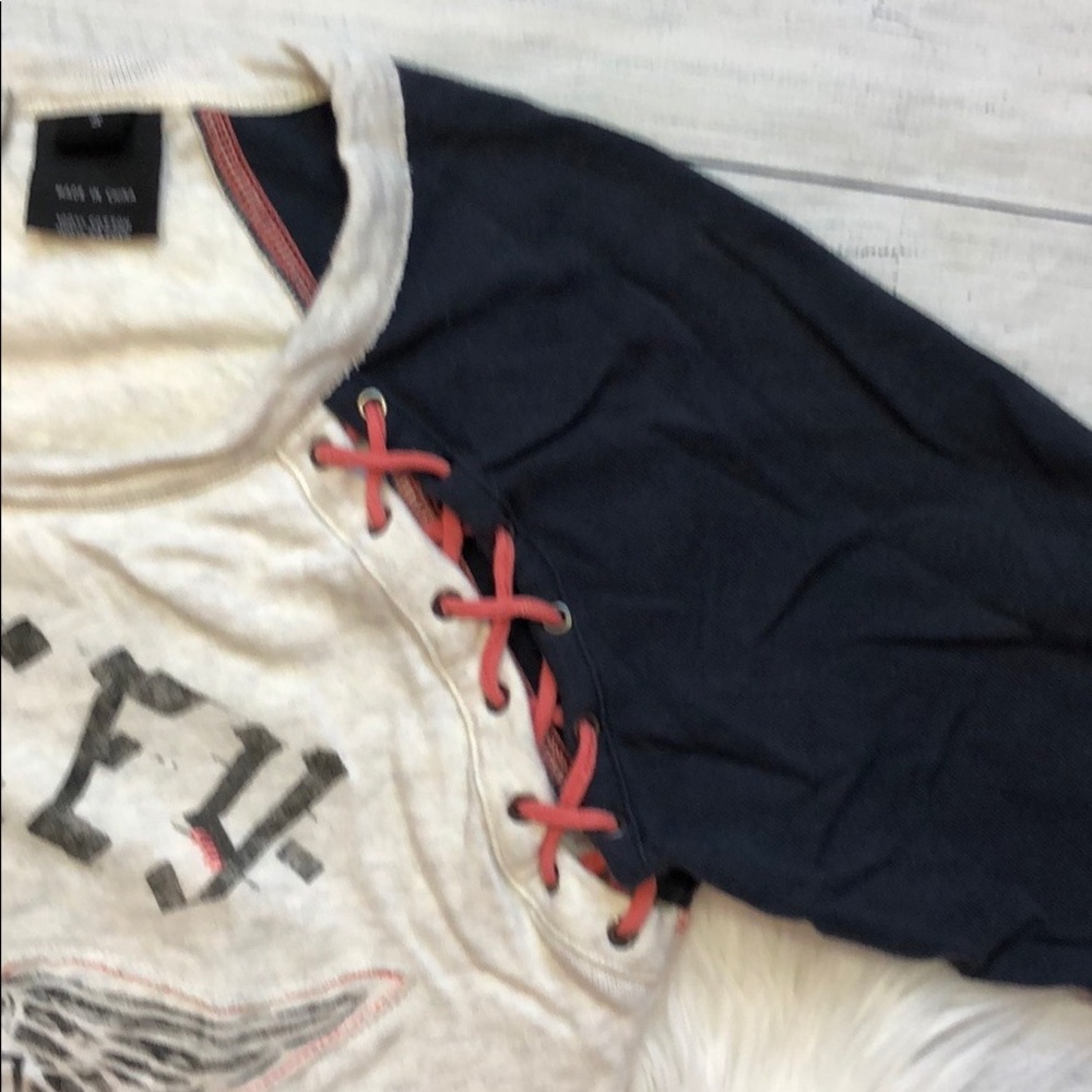 Harley Davidson Logo Criss Cross Tee - Picture 4 of 7